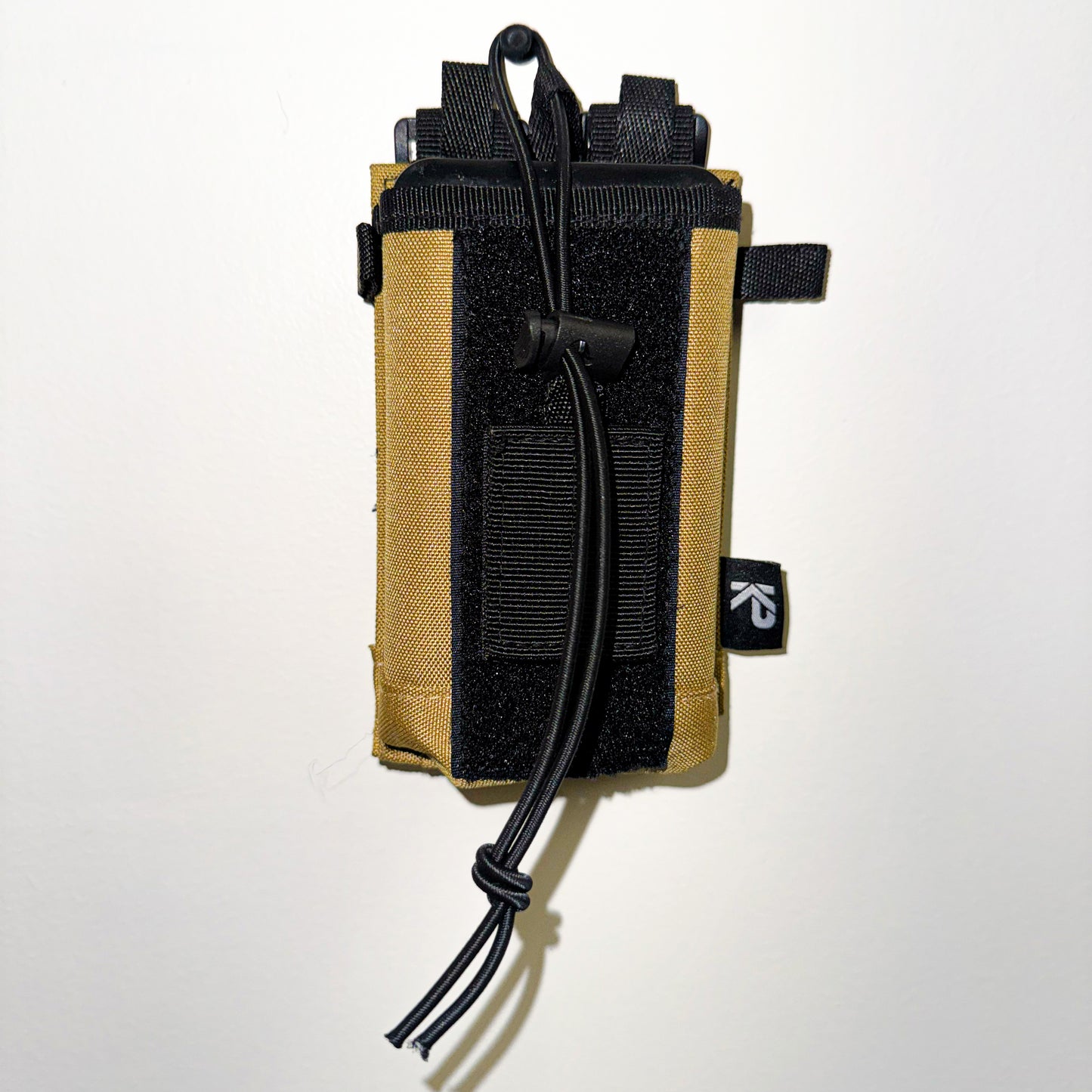 Chest Harness Pouch (tan)